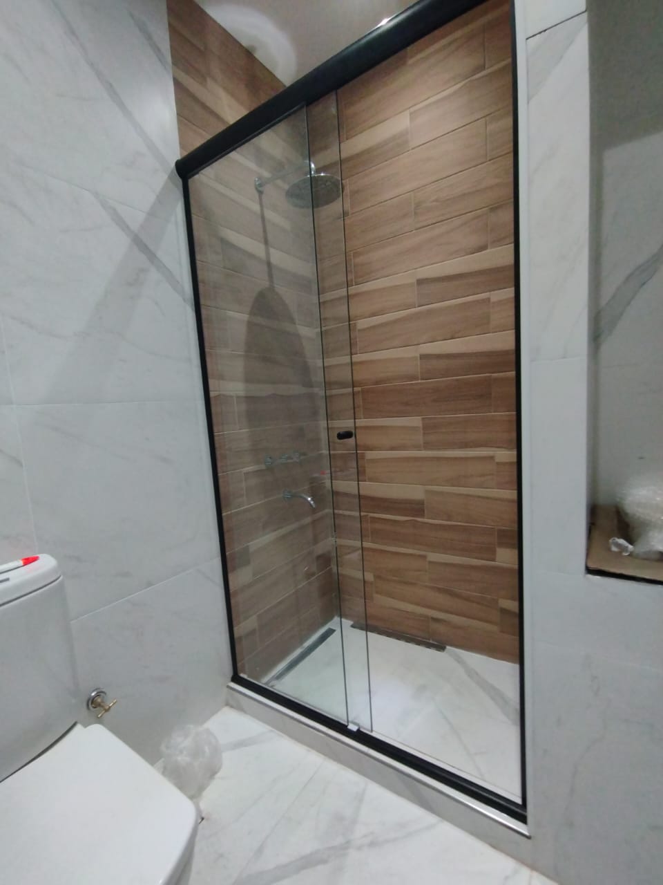 Mamparas Frontales con Perfilería de Aluminio 100% Herméticas - Imagen 29