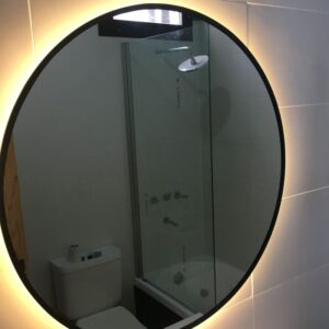 Espejo Redondo con marco PVC negro, Led calida lineal y Difusor 50cm #23
